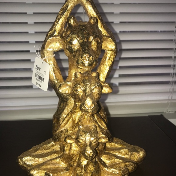 ✨Pier 1 Gold Yoga Giraffes✨ - Picture 4 of 4